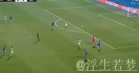 25岁圆神再献神作：外脚背凌空破门，16战斩获8球4助攻！