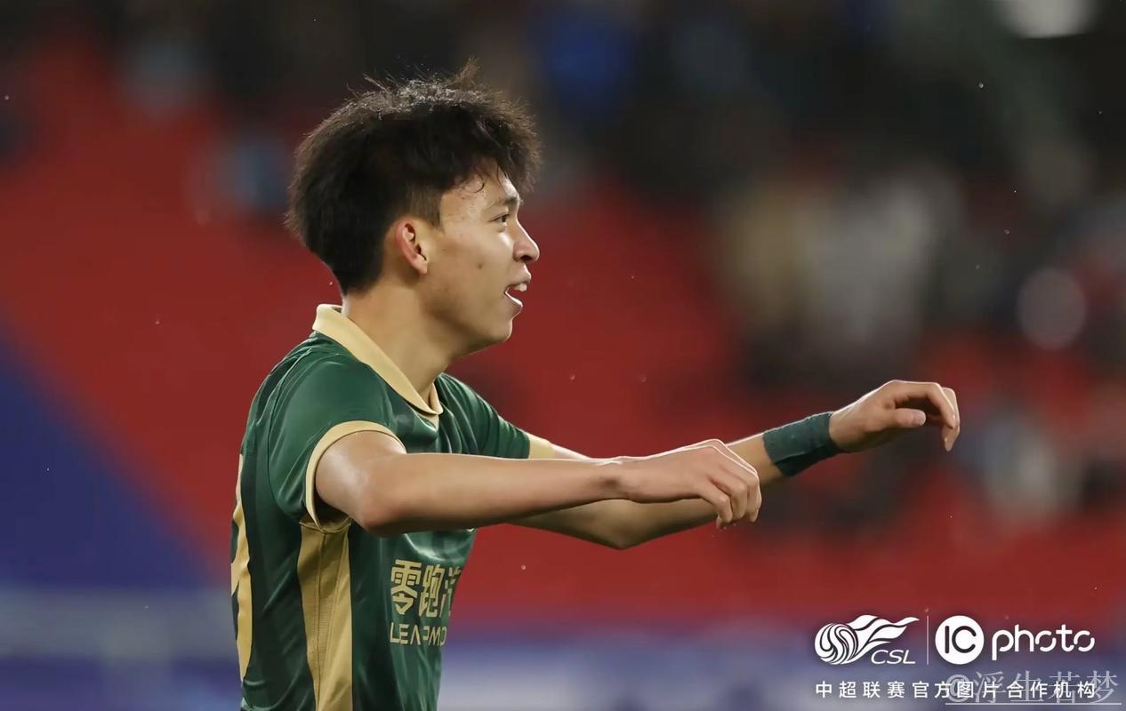 王钰栋：斩获最佳新人靠运气，未来留洋计划暂保密